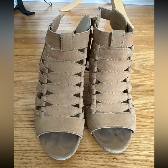 Vince Camuto Elika Sandal - Picture 2 of 5